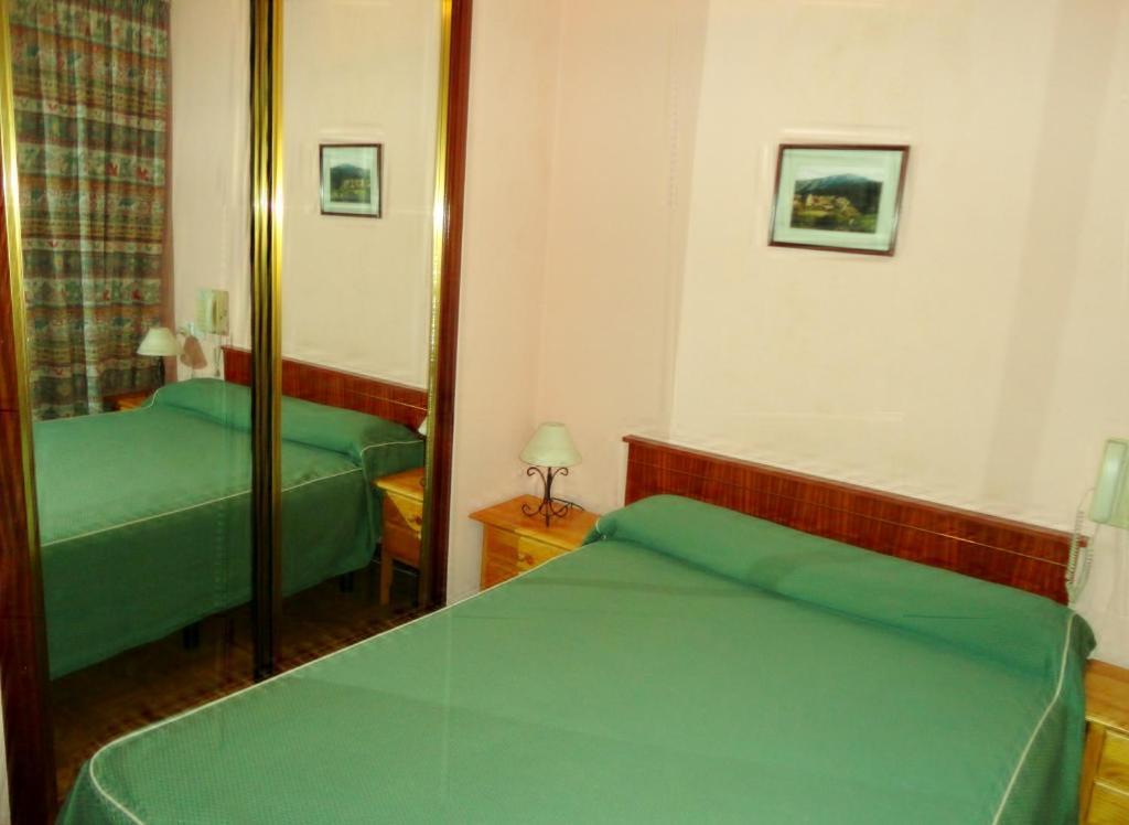 Hotel Can-Vic Guadalajara Habitación foto